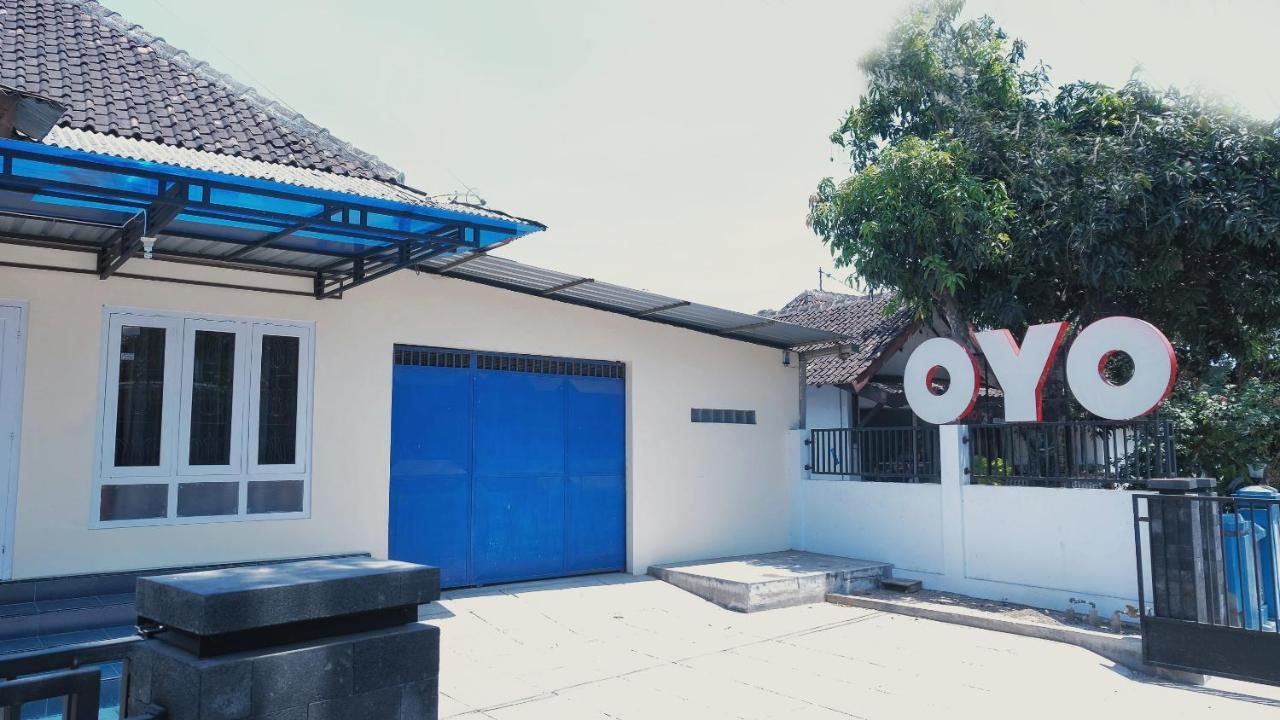 Reddoorz Syariah At Griya Soeratin Pacitan酒店 外观 照片